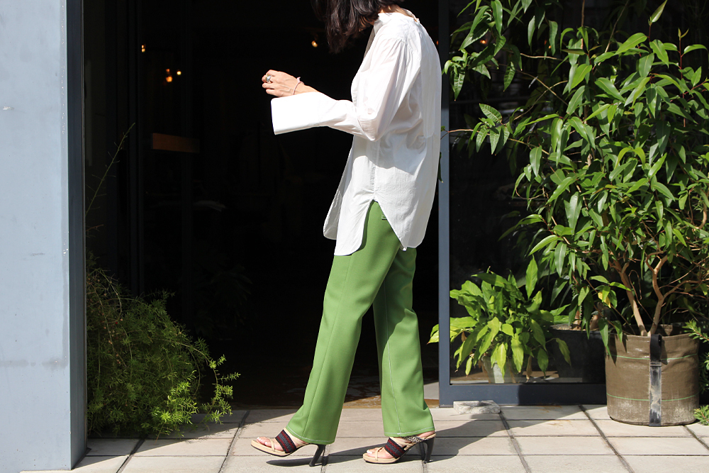 FUMIKA_UCHIDA - ASHA COTTON BACK OPEN DRESS SHIRT: VIOLA STELLA